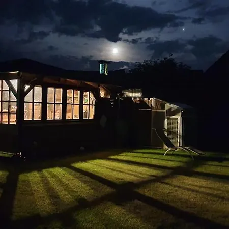 Mit Balkon, Zimmermann Apartman