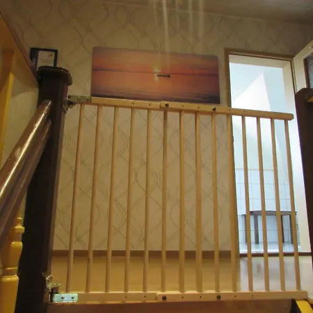 Mit Balkon, Zimmermann *