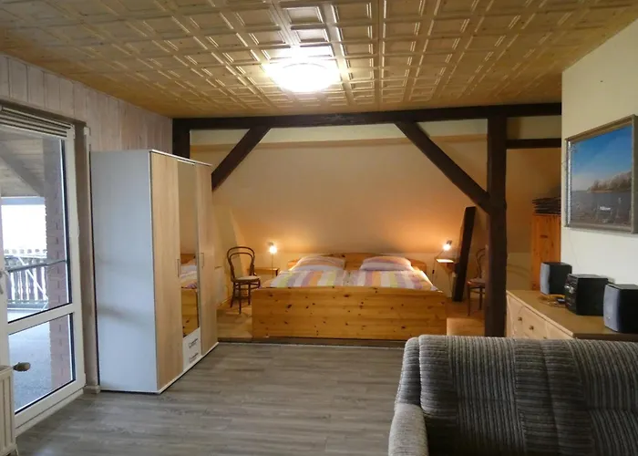 Mit Balkon, Zimmermann