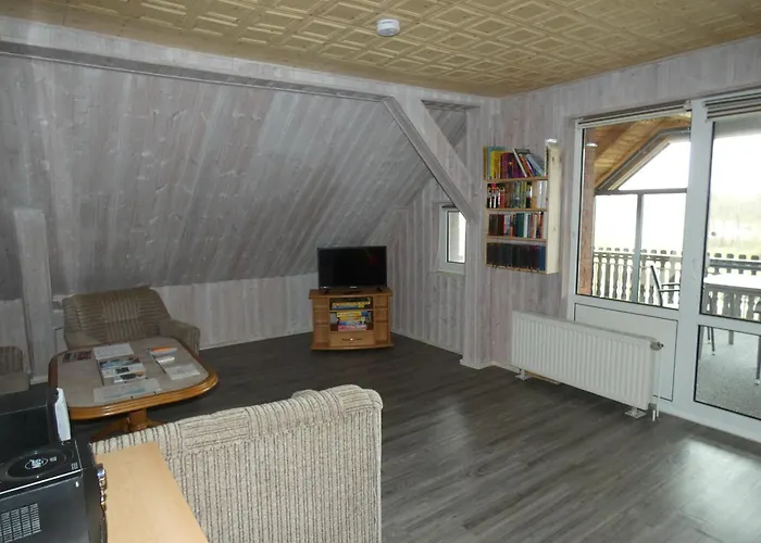 アパート Mit Balkon, Zimmermann