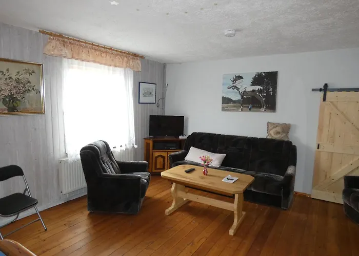 Apartamento Mit Balkon, Zimmermann *